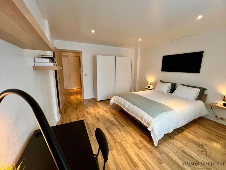 L'havre Luxueux De La Cite Ardente - * Liege